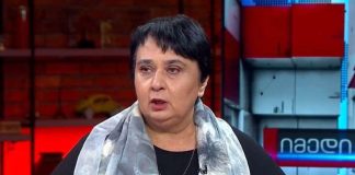 ნანა კაკაბაძე: ქართველი ტვინგაცხელებული პოლიტიკოსების, ექსპერტების თუ ანალიტიკოსების ნაწილი კვლავ ემხრობა საქართველოს ნატოში გაწევრიანების მისწრაფების შესახებ საკონსტიტუციო ჩანაწერს, თუმცა, ბრწყინვალედ იციან, რომ ამას აღსრულება არ უწერია