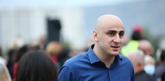 ნიკა მელიას სასამართლოს უპატივცემლობის ფაქტზე 1 წლით და 6 თვით თავისუფლების აღკვეთა მიესაჯა