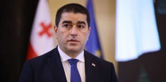 შალვა პაპუაშვილი სოფო ხორგუანს: ყველაფერი, რასაც იტყვით, შეიძლება გამოყენებულ იქნეს თქვენ წინააღმდეგ სასამართლოში – კიდევ ერთხელ დაადასტურეთ, რომ არ ცნობთ კონსტიტუციურ ორგანოებს, საკონსტიტუციო სასამართლოს, სხვას კი არაფერს გედავებით!