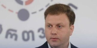 ვატო შაქარიშვილი: “პროევროპული” პარტიები ვართო ხომ აცხადებენ, ბოლომდე ევროპული სტანდარტით უნდა მივუდგეთ და ესპანეთის გამოცდილება გამოვიყენოთ, როდესაც “ბატასუნას” აკრძალვასთან ერთად აღნიშნული პარტიის კუთვნილი ყველა ფინანსური და მატერიალური აქტივის კონფისკაცია მოხდა