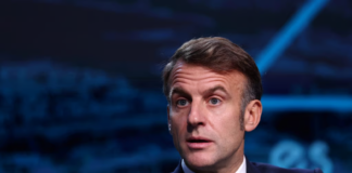 Politico: ალენ მინკის თქმით, ემანუელ მაკრონი საფრანგეთის „ყველაზე ცუდი“ პრეზიდენტია