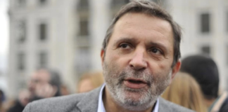 დავით დარჩიაშვილი – მინეაპოლისში სროლებს კიდევ ერთი შედეგი აქვს: ამერიკელი სამართალდამცავები და ამერიკული სამართალდაცვა ვეღარავისთვის იქნება ცივილიზებულობის მაგალითი, ამერიკა ყოველდღიურად ანგრევს იმ საფუძვლებს, რაზეც იდგა აქამდე იმიჯის დონეზე მაინც