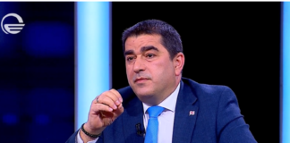 შალვა პაპუაშვილი: როცა გაიფიქრებ, რომ სამყარო თითქოს შეიშალა, გაიხსენე, რომ ქართველი ხარ. ჩვენი ისტორია სწორედ ასეთ დროს იწერებოდა – ქაოსის, დიდი დაპირისპირებებისა და გაურკვევლობის ეპოქებში