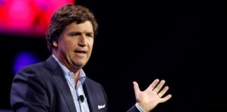 ტაკერ კარლსონი აცხადებს, რომ იუსტიციის დეპარტამენტი მისთვის ბრალის წარდგენას აპირებს უცხოელი აგენტების კანონის დარღვევისთვის და ირწმუნება, რომ CIA-მ ირანის ომთან დაკავშირებით მისი შეტყობინებები წაიკითხა