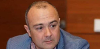 გვარამიას პარტიის წევრი ივა ჭყონია: როგორ შეიძლება შენს მეზობელთან იყოს ომი და შენ გქონდეს მშვიდობა, ეს ტყუილია. მარტო საქართველოში მშვიდობა ვერ იქნება, პირიქით, შეიძლება უფრო ძვირიც დაგვიჯდეს და მეტი პრობლემები შეგვექმნას