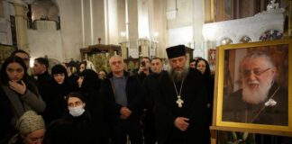 ვიქტორ ჯაფარიძე: ვუსამძიმრებ სრულიად საქართველოს, წმინდა სამოციქულო ეკლესიას, მრევლს და თითოეულ მოქალაქეს, ჩვენი კათოლიკოს პატრიარქის ილია II-ის გარდაცვალებას, მთელი მისი მოღვაწეობ იყო ერის სულიერი ერთიანობის სიმბოლო