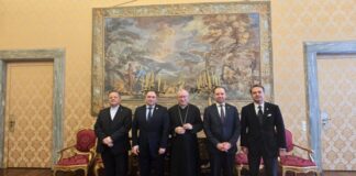 ნიკოლოზ სამხარაძე ვატიკანის სახელმწიფო მდივანს პიეტრო პაროლინს შეხვდა