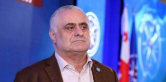 ვიქტორ ჯაფარიძე გენერალურ პროკურორს: „ქართული ოცნების“ ხელისუფლებაში მოსვლის შემდეგ გენერალურ პროკურატურაში შეიქმნა სამართლიანობის აღდგენის დეპარტამენტი და დღესაც ძალიან ბევრი, სააკაშვილის რეჟიმის დროს, გაუბედურებული და “გაკულაკებული” მოქალაქე ელოდება ამ დეპარტამენტის პასუხებს, რატომ ჭიანურდება ეს საქმეები