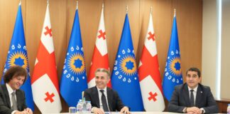 „ქართული ოცნება“: ბიძინა ივანიშვილმა შეაჯამა წარსულში გუნდში არსებული კორუფციული გამოწვევები და აღნიშნა, რომ პრემიერ-მინისტრის, სამთავრობო გუნდისა და ძალოვანი სისტემის ეფექტური მუშაობის შედეგად ეს გამოწვევები სრულად და ეფექტურად არის გადალახული